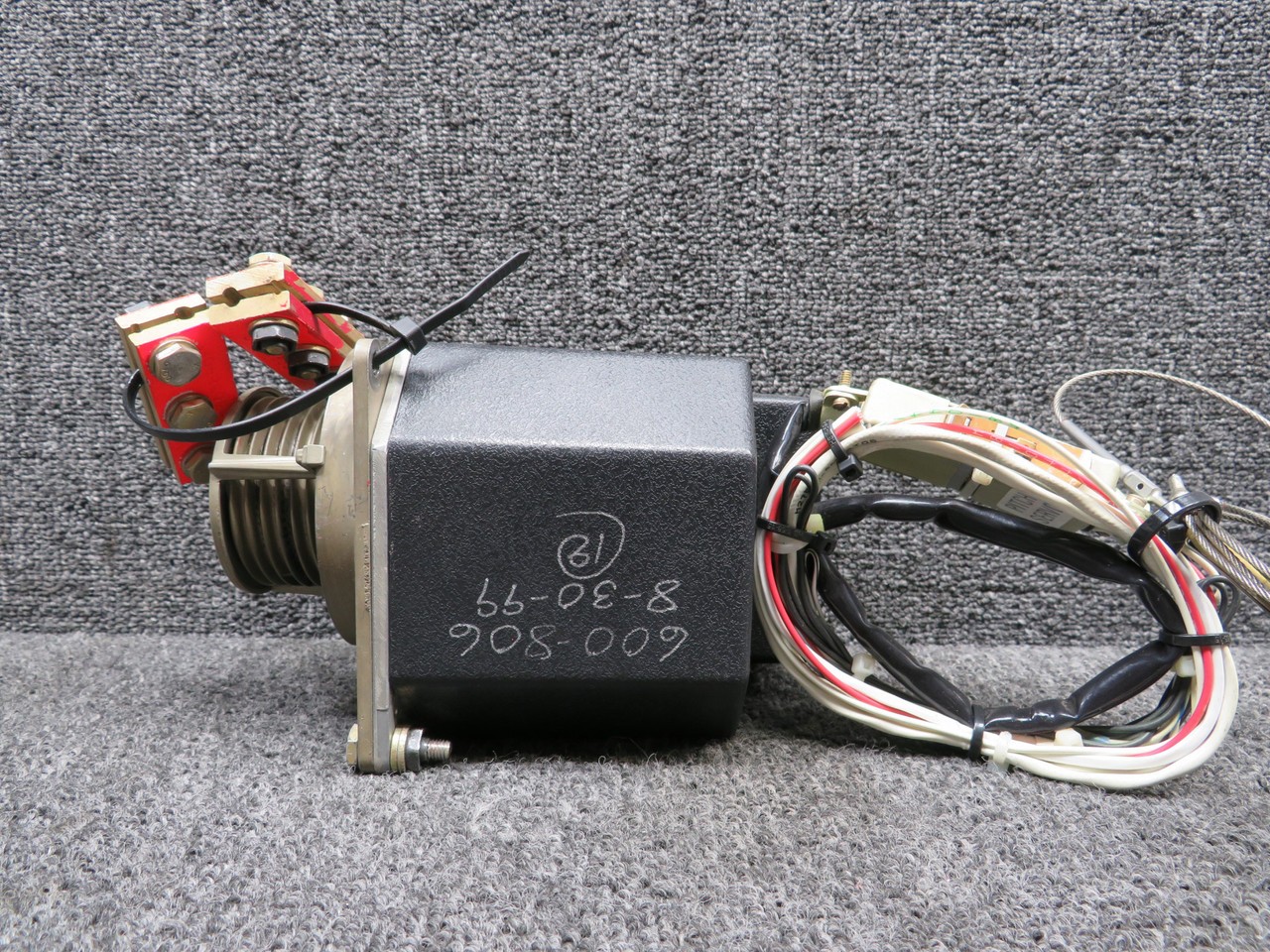 065-0059-03 Bendix King KS-270A Pitch Servo with Mods & Cable (14-28V, 5A)