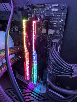 G.Skill Trident Z5 Royal RGB 48GB (DDR5-7200) Arbeitsspeicher RAM CL36
