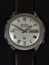 Vintage Bulova Accutron 2182 Day Date Men's Watch