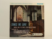 HARRY MORTIMER MUNN AND FELTON'S (FOOTWEAR) BAND (84) 4 Track 7" Single includin