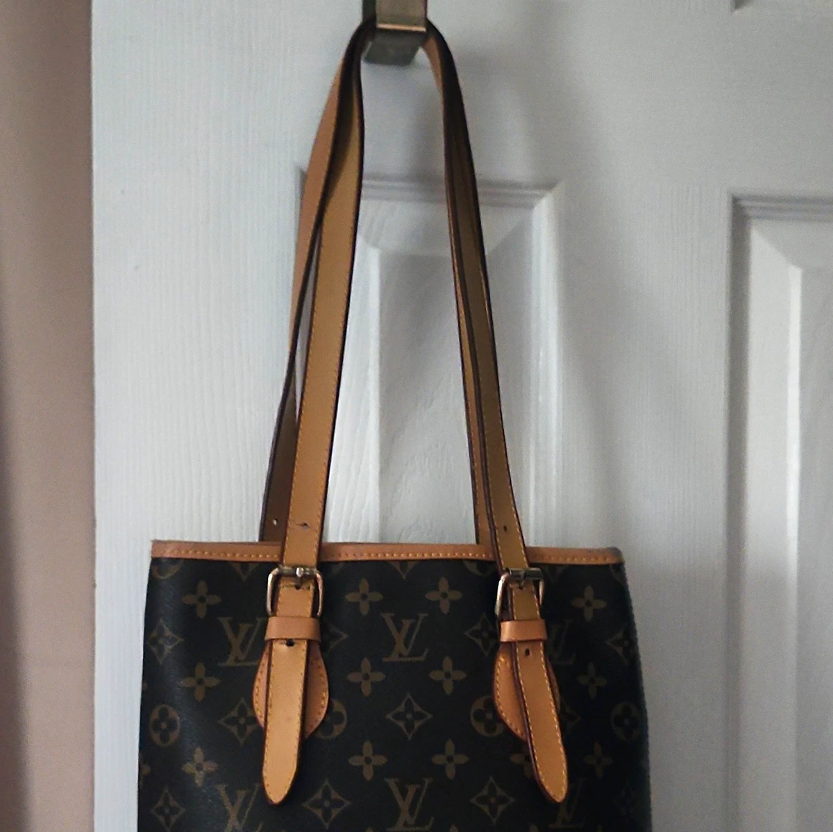 25+ Louis Vuitton Canvas Exterior Tote Bags & Handbags for Women