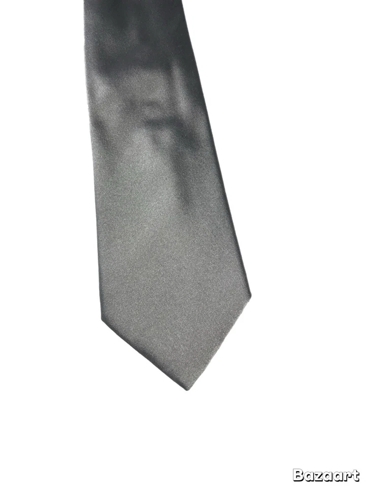 Corbata Saks Fifth Avenue Gris Satén Seda 4”W x 58”L Hecha en Italia YGI S5-25 Foto 3 de 4