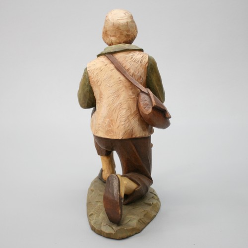 11" Tall Wooden Bagpiper Zampogna Player Nativity Scene Carving Figure Creche - Picture 6 of 10