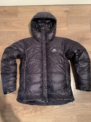 Mountain Equipment Herren Gasherbrum Daunenjacke mit Kapuze Gr. Medium schwarz