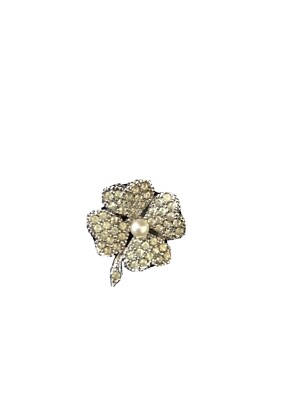 Vintage CINER Silver Crystal & Pearl Shamrock Brooch Pin