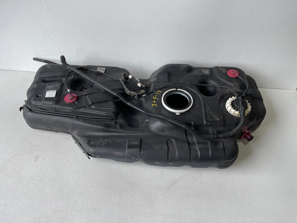 2004 2005 2006 2007 2008 2009 2010 Toyota Sienna 2Wd Fuel Gas Tank 7711108031 - Image 2 of 4