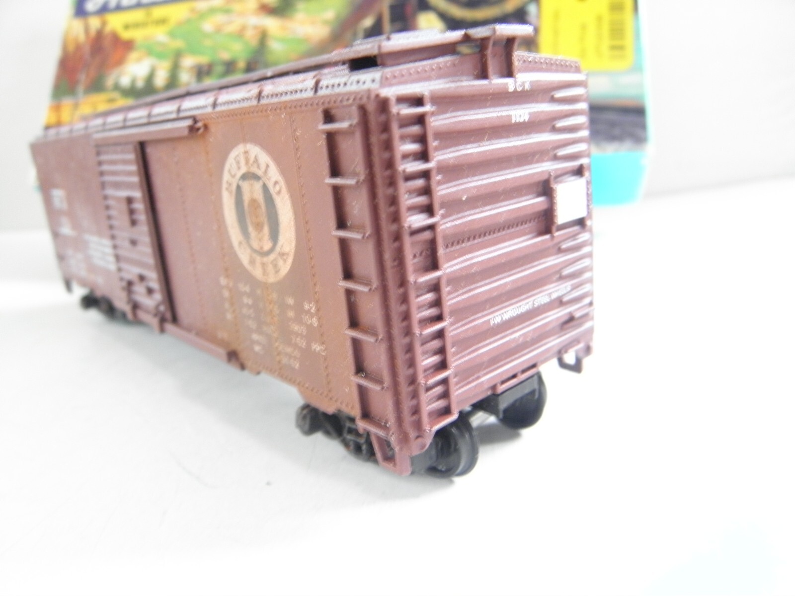 Picture 4 of 8