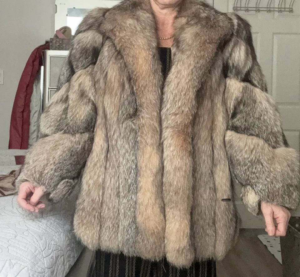华丽女式复古银色毛皮狐狸外套 — 第 3/4 张图片