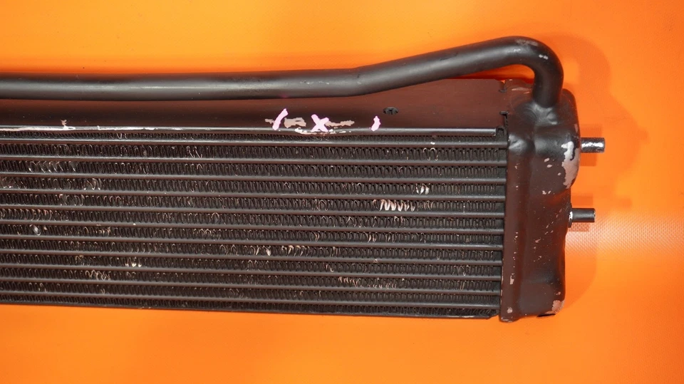 Enfriador de aceite BMW M5 M6 2006 2007 2008 2008 2009 2010 17212282499 E60 E63 OEM Foto 2 de 4