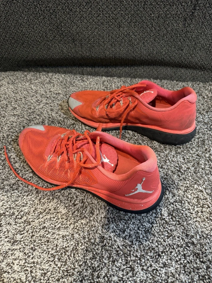 Nike Jordan Flight Runner 2, Infared 23 Hombre talla 11.5 Foto 2 de 4