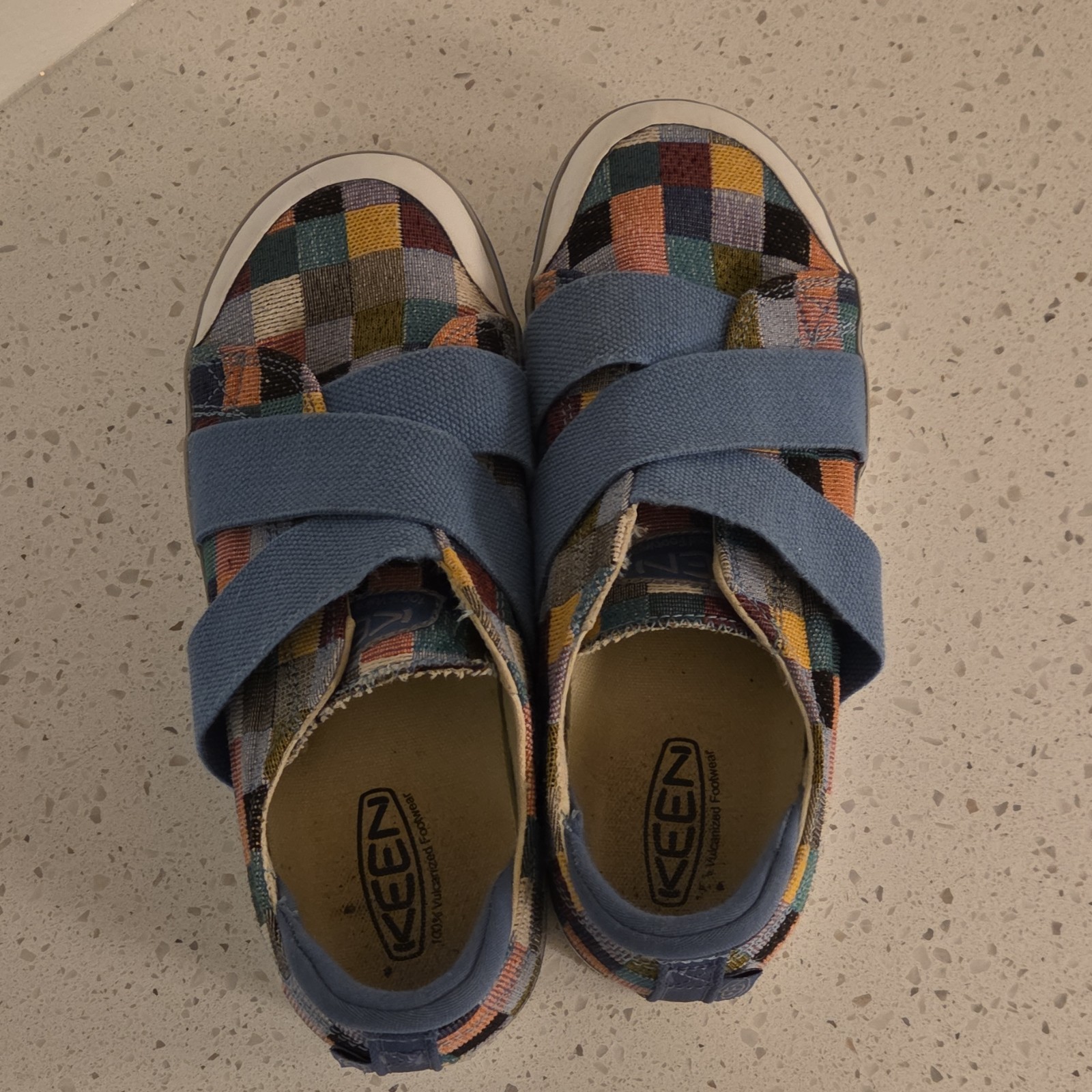 Size 7 KEEN Patchwork Hook & Loop sneakers multic… - image 4