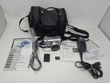 Olympus CAMEDIA C-765 Ultra Zoom 4.0MP Digita...
