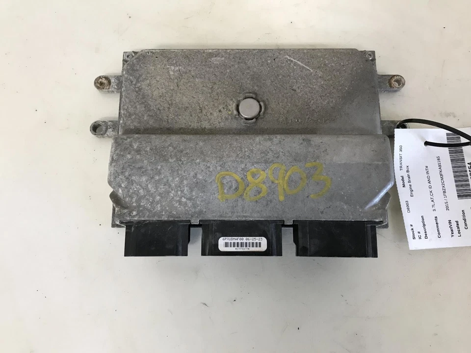 Módulo de control del motor usado (ECM) se adapta a: Ford Transit 350 2015 control electrónico Foto 3 de 4