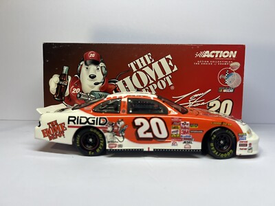 T-33 TONY STEWART #20 HOME DEPOT / COKA-COLA POLAR BEAR 2001 PONTIAC GRAND PRIX
