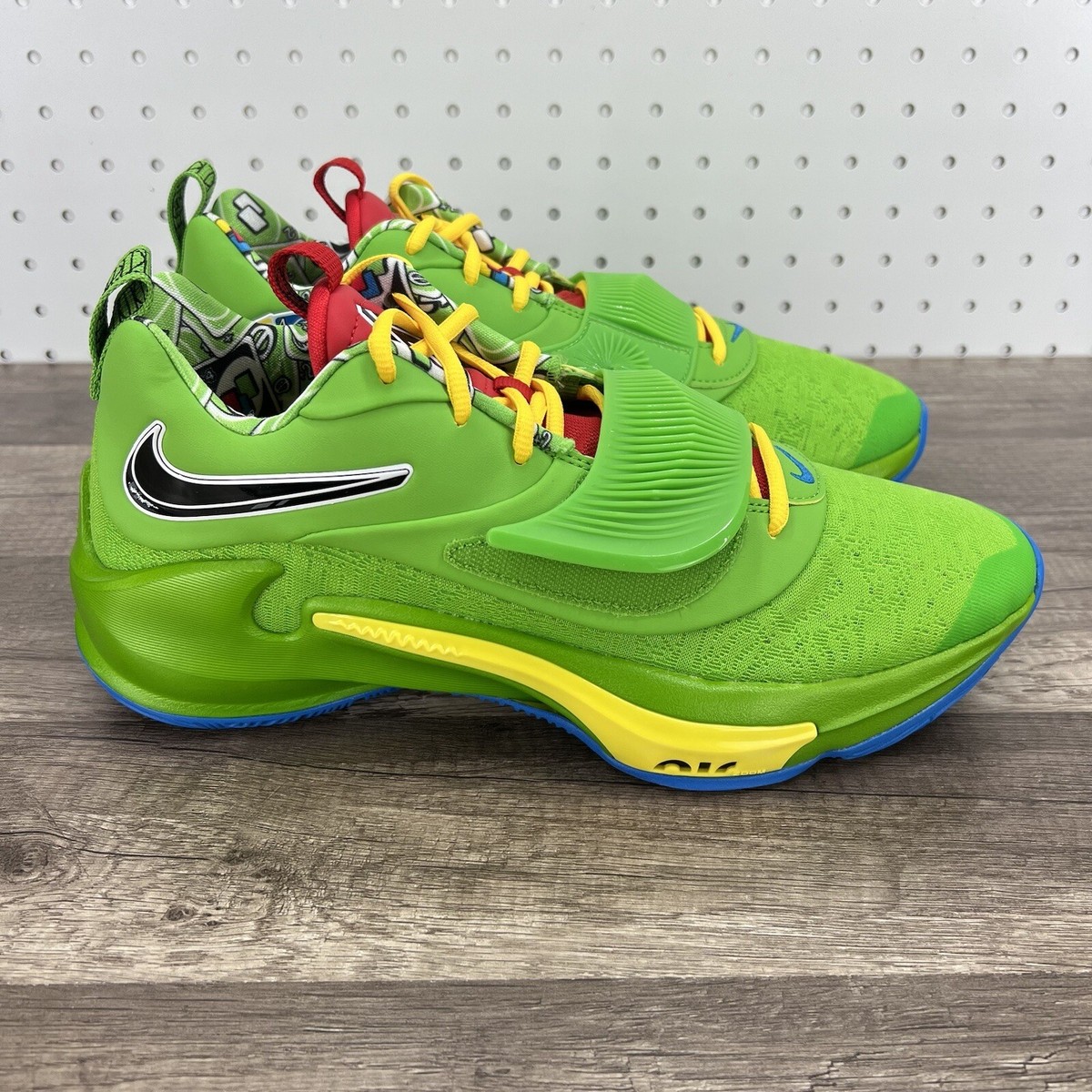 Nike Zoom Freak 3 NRG UNO Green Apple New DS Shoes Sneakers DC9364