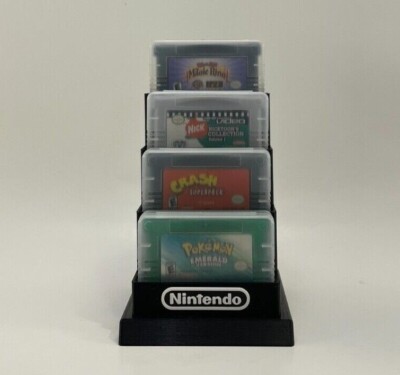 Game Boy Advanced SP 8 Game's in Protective Case's - DISPLAY ONLY (Customize)