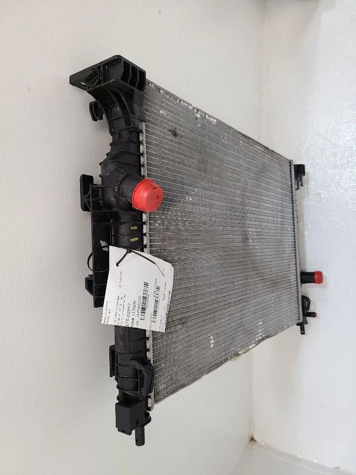 2015-2019 LINCOLN MKC Radiator Standard Duty Cooling EJ7Z8005C Foto 2 de 4