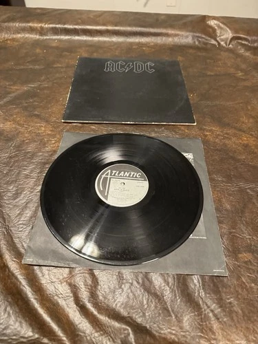 AC/DC Back In Black Vintage Vinyl LP 1980 Atlantic Record SD-16018 Slight Warp