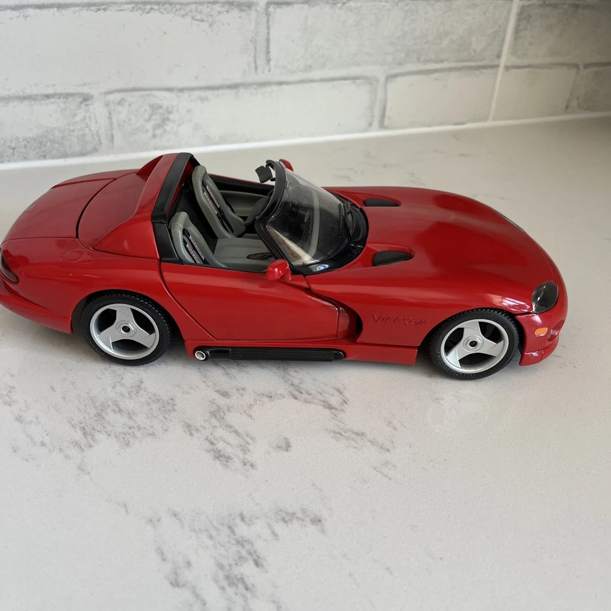 Las mejores ofertas en Escala 1:18 Dodge Bburago vehículos diecast