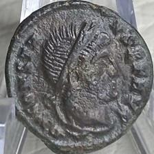 Ancient Roman Coin 337-342 AD Emperor Constans 2 Soldiers Very Nice Details