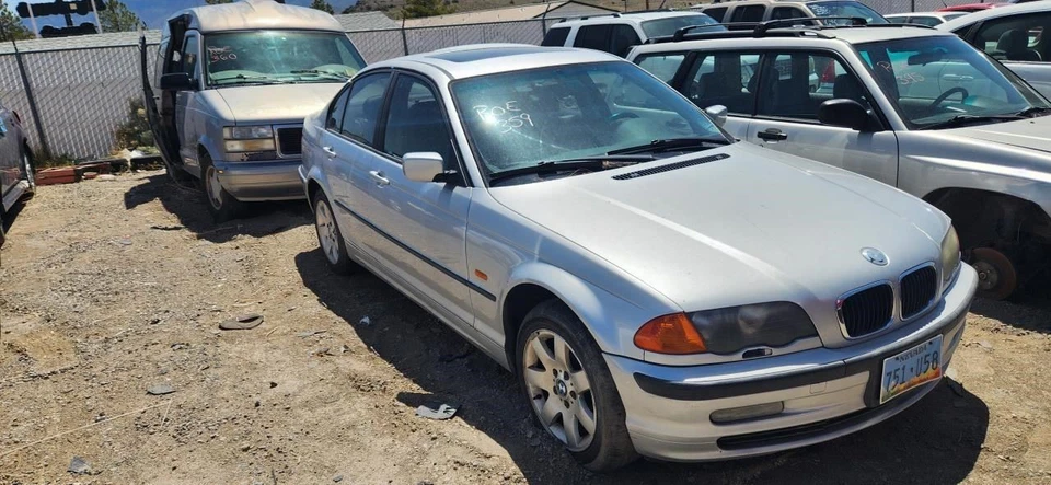 Manual Transmission Sedan Canada Market Thru 8/03 Fits 01-05 BMW 320i 29827039 Foto 3 de 4