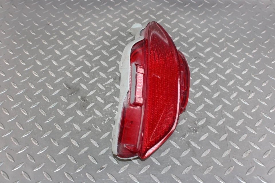 10-15 RX350 Red Lens Passenger RH Rear Lower Bumper Corner Brake Lamp Light OE - Изображение 4 из 4