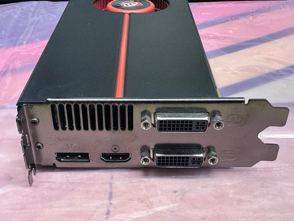 HP 633898-001 ATI Radeon HD6770 1GB GDDR5 128bit Graphics Card - Image 2 of 4