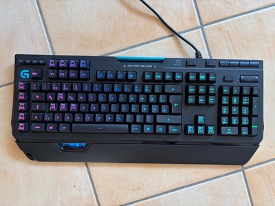 Logitech G910 Orion Spectrum Tastatur mit RGB-Beleuchtung und Makro-Tasten