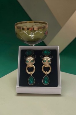 Ohrringe Ohrhänger Pantherkopf Farbe Gold und Grün