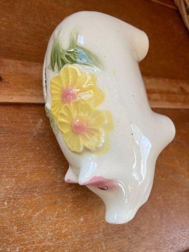 Vintage Small Shawnee Cream w Yellow Flowers Ceramic Pottery Piggy Bank Figurine - Picture 9 of 13