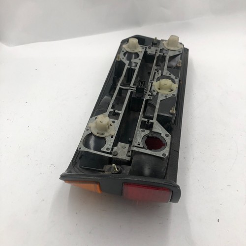Original BMW E28 5er Rücklicht rechts Rückleuchte Hella 1375594R / 0153321R3 - 第 18/22 張圖片