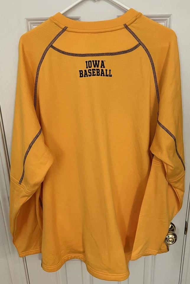 Camisa de calentamiento de béisbol Iowa Hawkeyes problemas de equipo de gofres majestuosa dorada GRANDE Foto 4 de 4