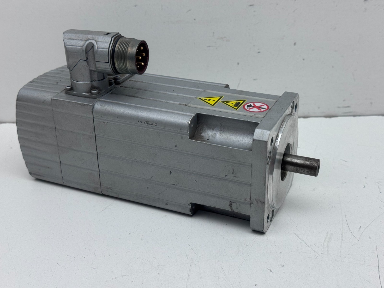 Festo 550118 EMMS-AS-70-M-RS Synchronous 360VDC Servo Motor 4100rpm ~BENT PINS~