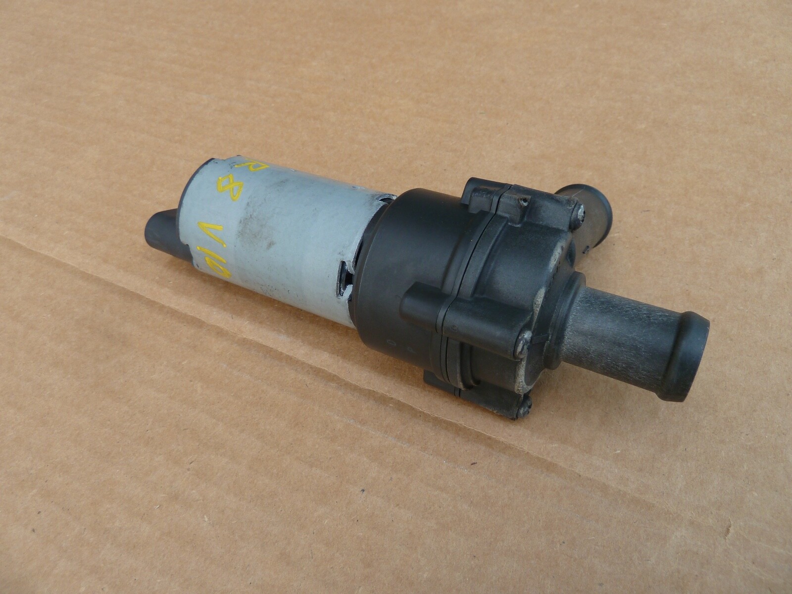 Lamborghini Gallardo Audi R8 V10 Auxiliary Water Pump Secondary Module LP550 610
