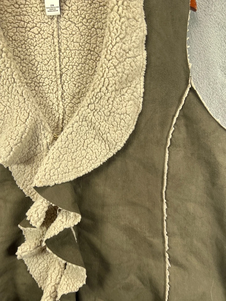 Kim Rogers Womens Plus 2X Faux Brown Suede Faux Fur Sherpa Vests Lined Western - Image 3 of 4