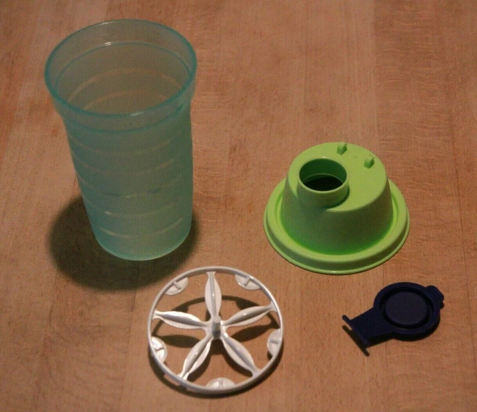 4-teilig Mixbecher Messbecher von Tupperware 250 ml grün blau weiß - Bild 2 von 4