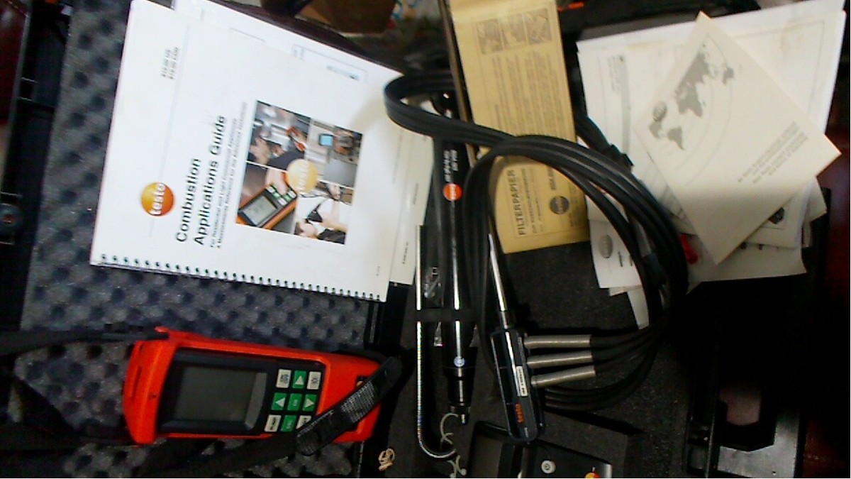 Testo 325-M Residential / Commercial Combustion Flue Gas Analyzer 