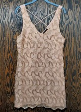 ASTR The Label Women's Mini Shift Dress Sz M Gold Embroidered Overlay Blush 