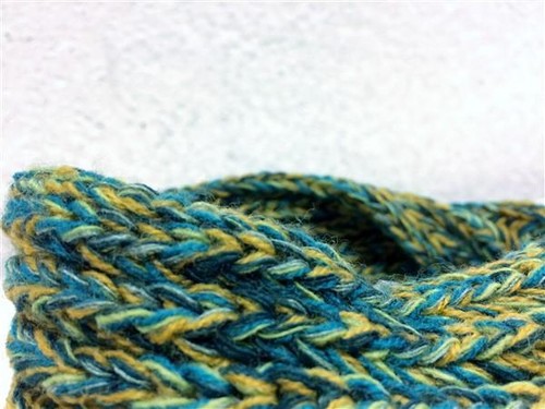 FASCIA PER CAPELLI COPRI ORECCHIE COLOURS & BEAUTY COLORE SFUMATURE DI VERDE - Imagen 2 de 2