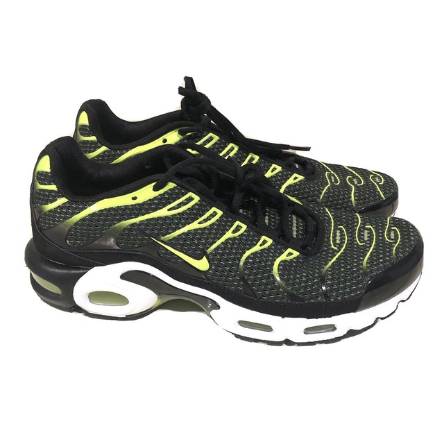 Nike Air Max Plus TN Black Volt â NUEVO INSTAGRAM: FOOTZONESPAIN2
