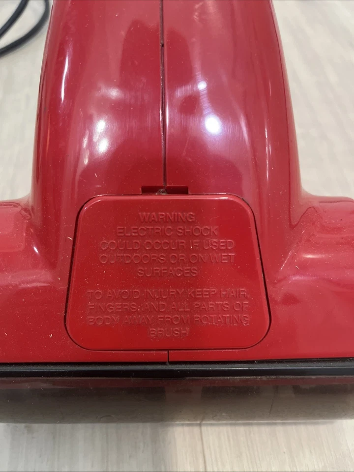 Eureka Corvette Vac Model 52 Red Hand Held Car House Vacuum 25 Foot Cord - Image 4 of 4