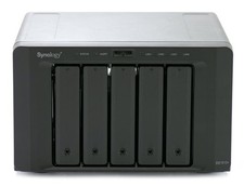 Lot of (7) 4TB Western Digital RED PRO drives + Synology 1513+ NAS