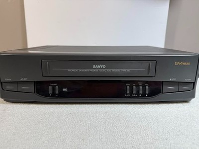 Sanyo VWM-330 DA 4-Head VCR With Power Cord. NO Remote.  FOR PARTS OR REPAIR