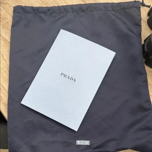 Mocasines Prada Monolito Cuero Cepillado Negros Talla 6 Nuevos Con Caja Foto 2 de 4