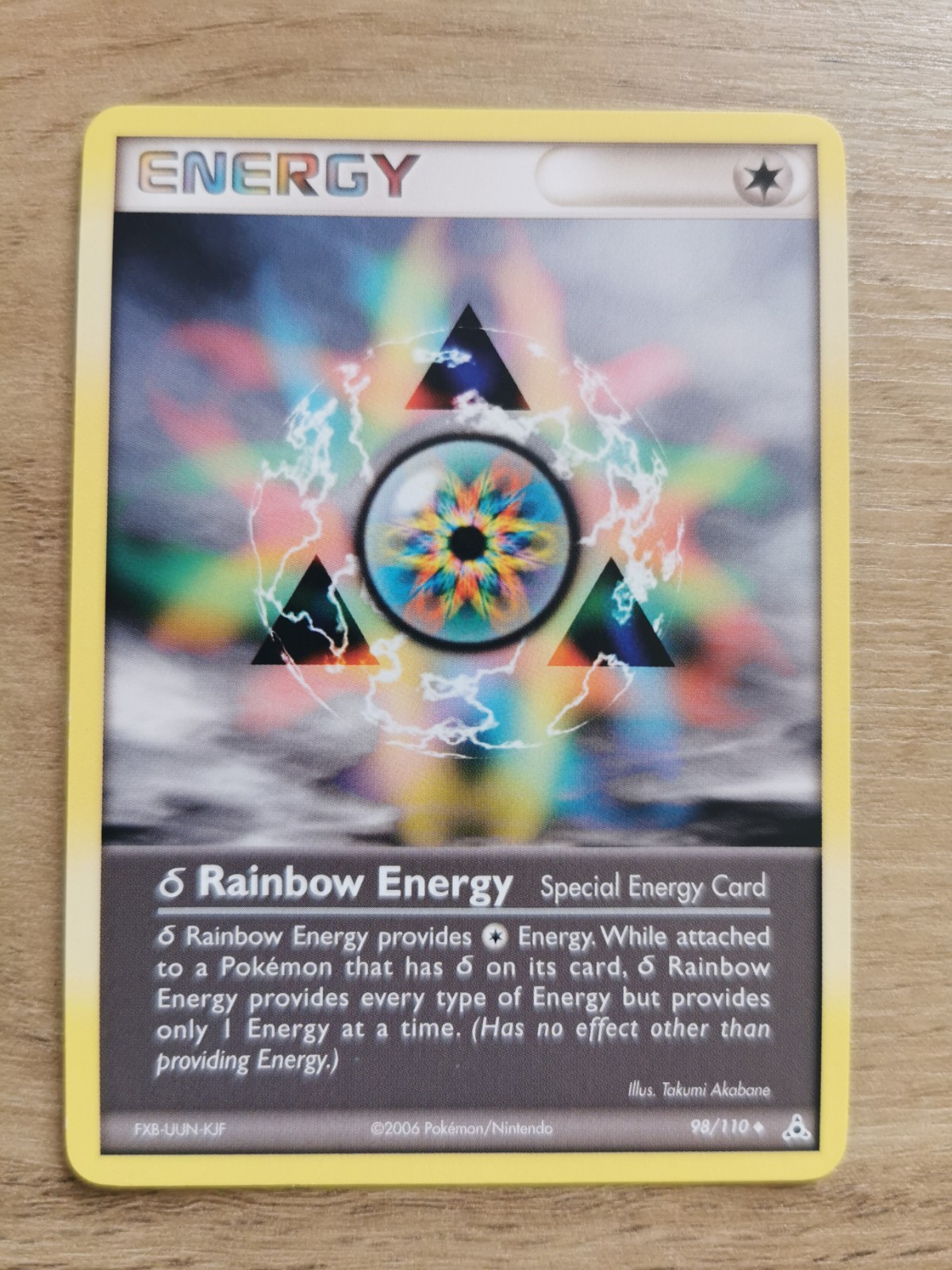 Pokémon TCG Rainbow Energy Holon Phantoms Card 98/110 NM Condition