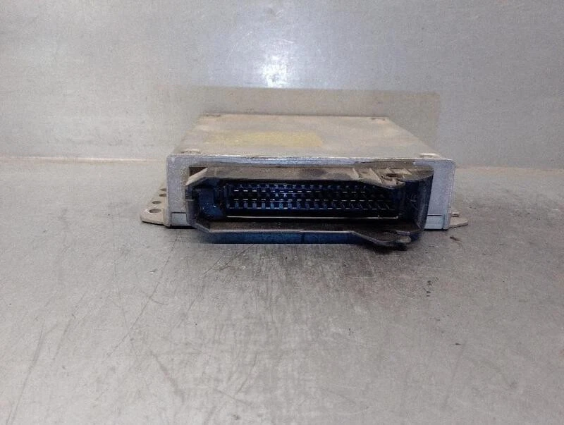 90565947 centralina motore per OPEL OMEGA B 2.0 16V CAT (X 20 XEV 1994 4556160 - Immagine 3 di 3