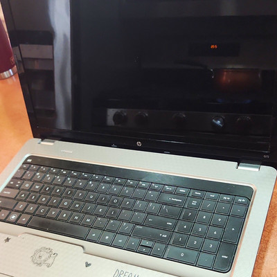 HP G72 17in Notebook Laptop Intel Pentium 2.00GHz 4gb  160GB HDD Windows