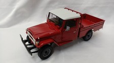 Kyosho 1/18 Land Cruiser 40 Pickup Red Model Vehicle