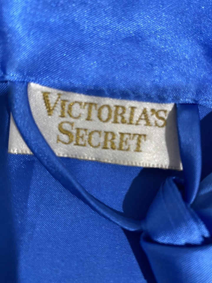 VINTAGE GOLD LABEL VICTORIA'S SECRET BLUE ROBE SOFT LIQUID SATIN ONE