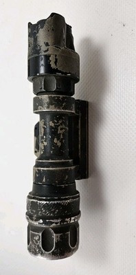 Surefire M952 Tactical Flashlight 